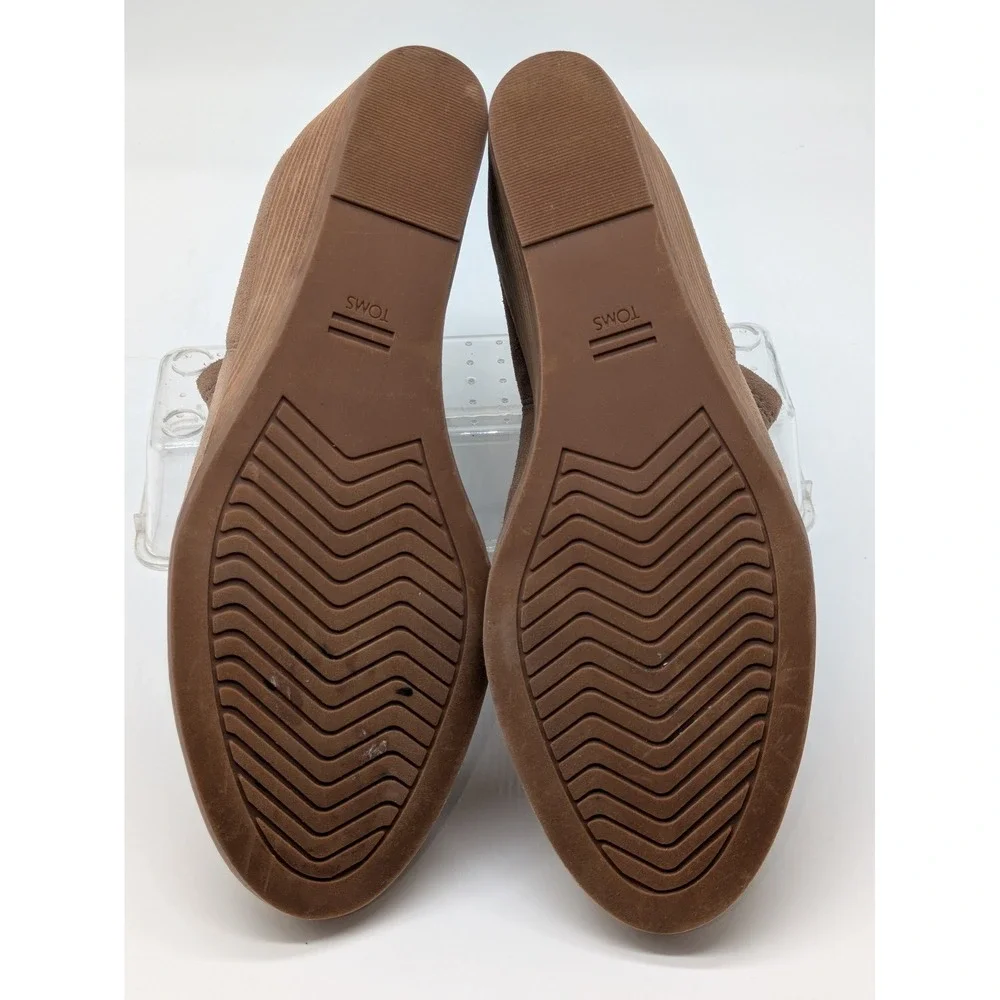 TOMS Suede Wedge Ankle Booties Taupe Slip On Comfort Boots Women's Size 6